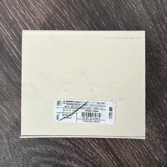 A New Day Necklace & Earrings Set - Picture 4 of 6